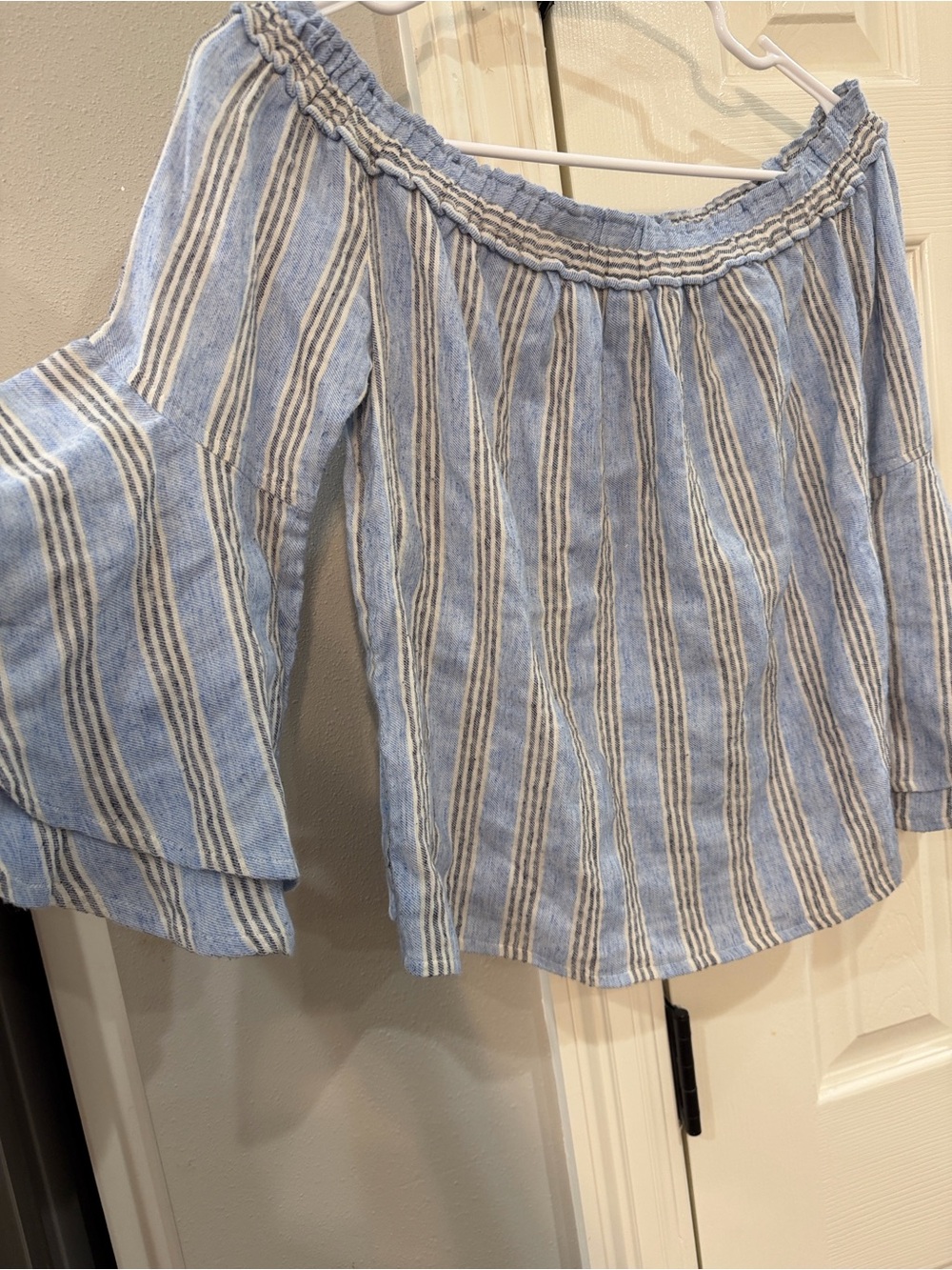 Lucky Brand Light Blue Striped Women's off the shoulder blouse